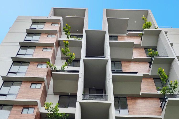 anwar landmark gloriosa apartment's upward view বসুন্ধরা