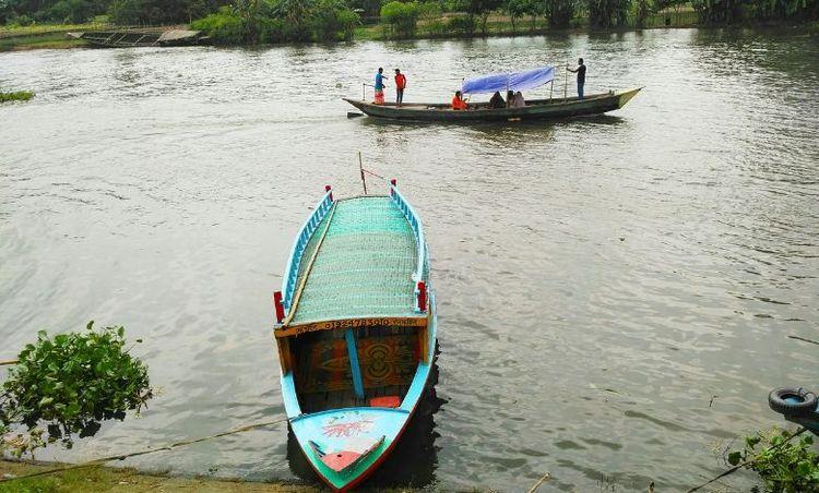 purbachal lake এর ছবি