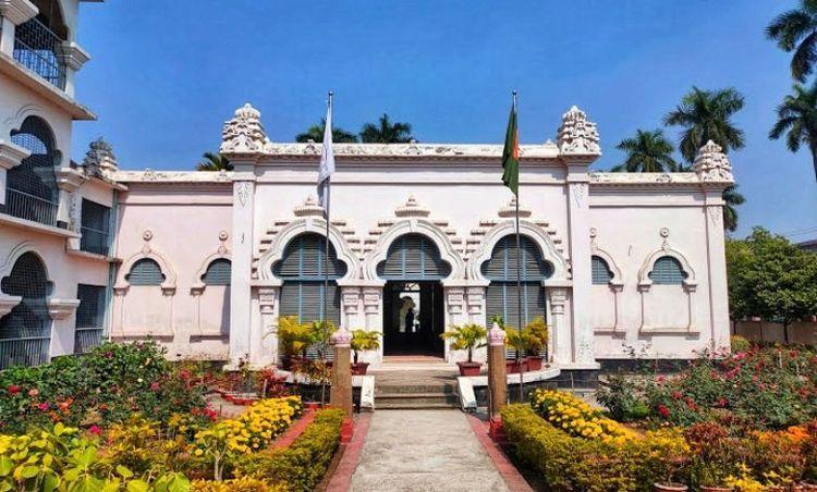 varendra research museum  এর ছবি