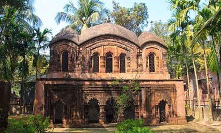 chhota banagram central mosque এর ছবি