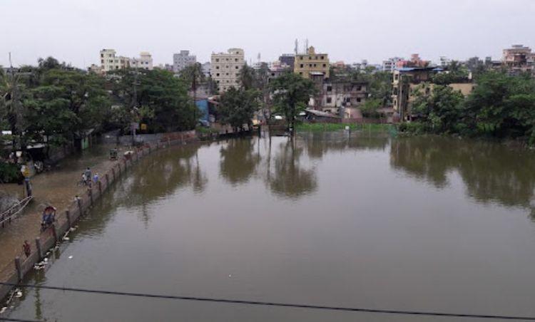 bahaddarhat pond area এর ছবি
