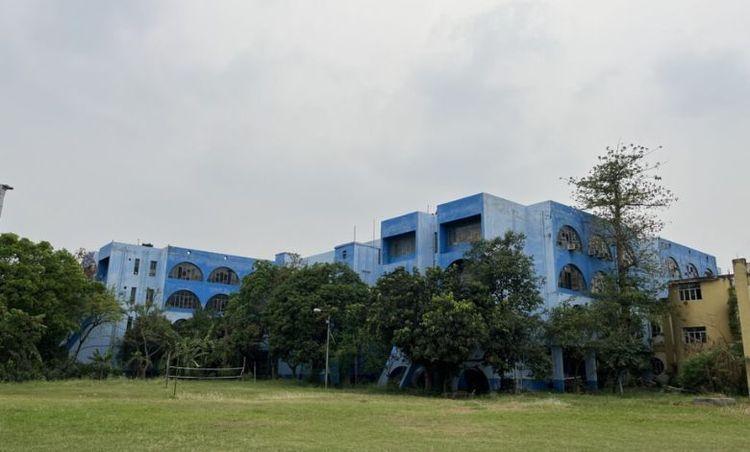 leather engineering institute playground এর ছবি