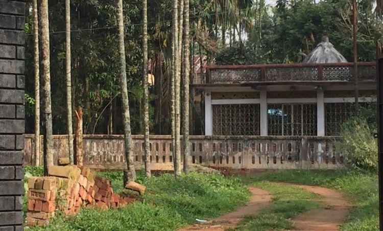 senbari shib mondir এর ছবি