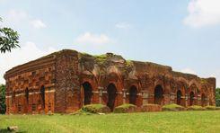 darashbari masjid Chapainawabganj