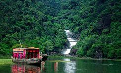 panthumai waterfall Gowainghat